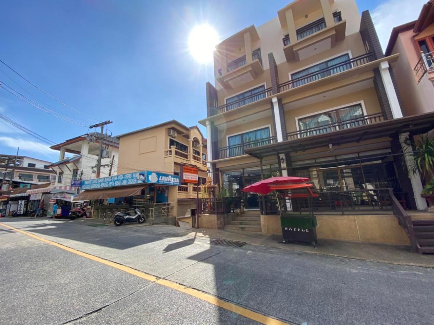 Baan Kingkeaw Thamdee Patong Hotel Exterior photo